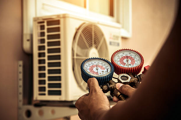 Professional Ac Installation technician working in Morral, OH